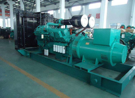 泽普800kw康明斯柴油发电机组